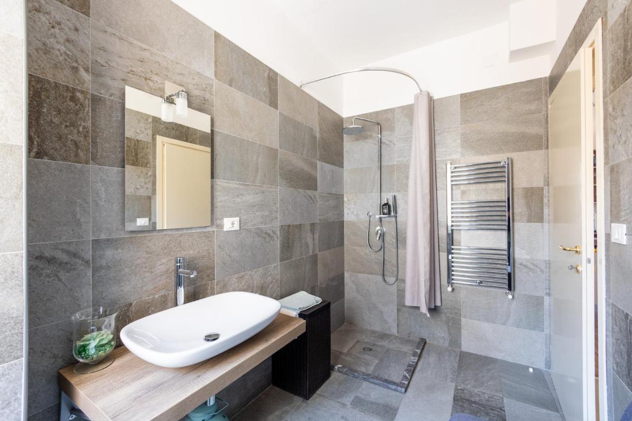 Central Suite Palermo Luaran gambar