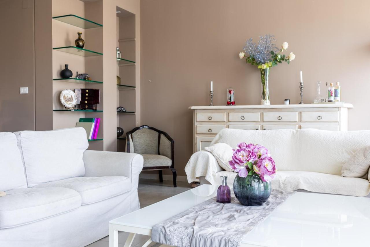 Central Suite Palermo Luaran gambar